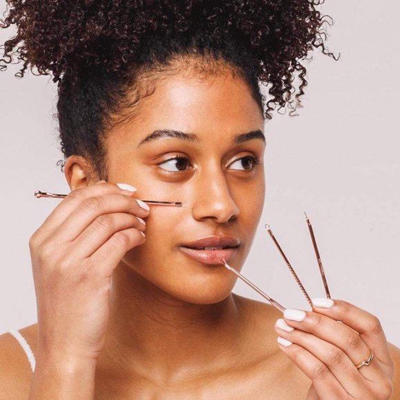 ⭐️ $10 - ZOË AYLA BLEMISH | PIMPLE POPPER & EXTRACTOR KIT - Picture 2 of 7